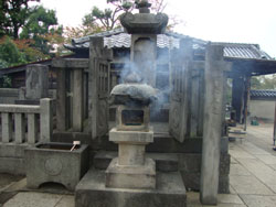 tombe, samourais, cimetiere, tokyo, destination japon,